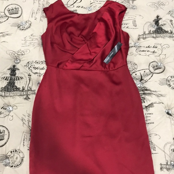 Maggy London Women's Satin Draped Cocktail Sheath - Picture 3 of 7